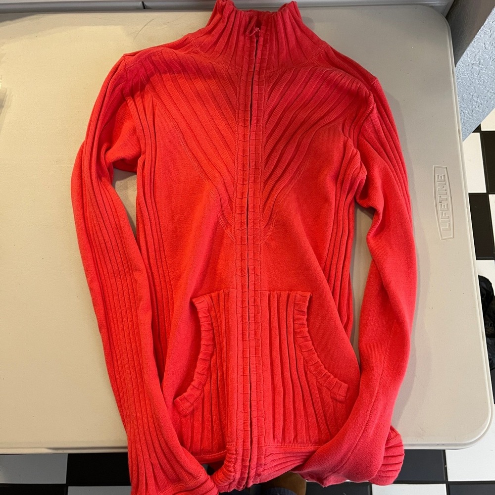 Athleta Red Ribbed Jacket - Picture 4 of 10